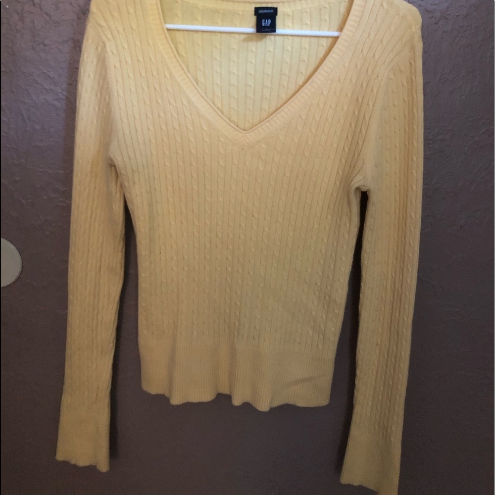Long yellow sleeve shirt